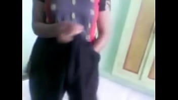 Cowok India ngentot pacarnya dengan nafsu liar