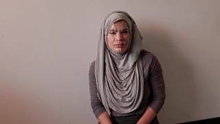 Wanita Berhijab Cosplay – Ibu-Ibu Amerika Dihardik Wajahnya
