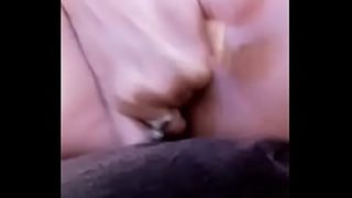 Puta me envía videos suplicando por polla