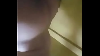 Gadis Indonesia yang Liar dan Menggoda