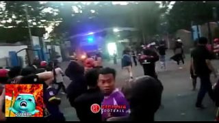 Baku Hantam Brutal di Tribun: Persik vs PSIM, Adu Panas Suporter yang Memicu Nafsu