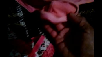 Celana Dalam Kekasihku yang Menggoda
