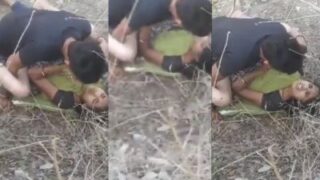 Gadis ini menggila di alam terbuka, sengaja diperhatikan teman-temannya