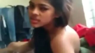 Gairah Muda Pasangan Kampus India yang Menggoda