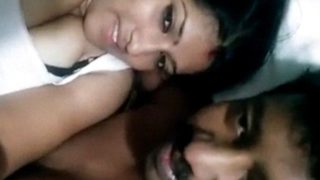 Gairah Panas Kambikuttan dengan Bintang Sinetron Mallu yang Menggoda