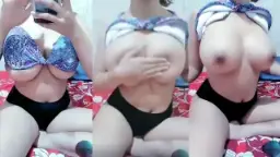Ratu Lebah dengan Payudara Montok dan Bulat Sempurna
