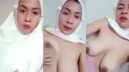 Ukhty Bugil Binal Menggoda dengan Mukenah