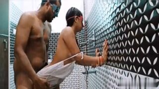 Video panas pasangan mesum bercinta di kamar mandi
