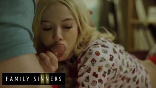 Kenzie Reeves Menggoda dan Menguasai Batang Besar Kakak Tirinya, Nathan Bronson – Nafsu Terlarang Keluarga