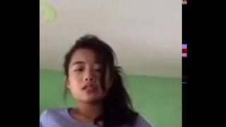 Gadis India panas digoyang habis-habisan di ranjang rumah