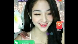 Gadis Asia Menggoda di Uplive, Tampil Hot dan Menggairahkan