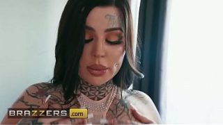 Dibayar dengan Kontol Keras oleh Valentine yang Nakal / Brazzers / Masukkan Kode XVPROMO di Situs Resmi untuk Diskon
