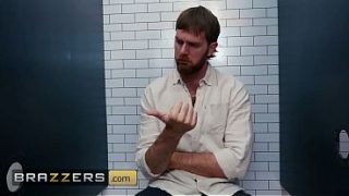 Melodi Membara di Lubang Gelap: Rayuan Ganas Melody Marks di Brazzers, Gunakan Kode XVPROMO untuk Diskon Eksklusif