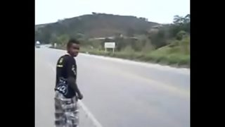 Pria Indo yang Patah Sayap