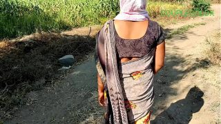 खेत में जा रही औरत की तरफ एक शॉट चला दिया