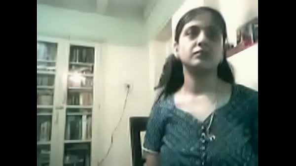 Wanita hamil Desi ngentot di kamera web