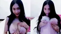 Awcece Lagi Live di BLING2, Jilatin Uting Sampai Basah