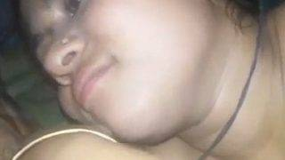 Bibi India Utara mengisap kontol dan ngentot