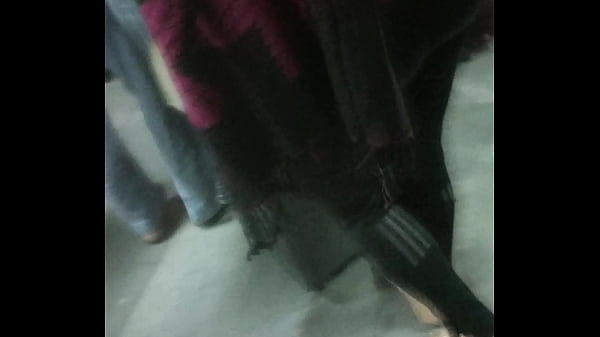Pantat Sempit Desi yang Menggoda 2