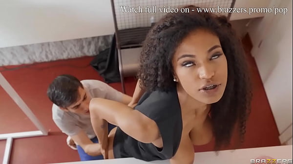 Tina Fire – Nonton Streaming Full di Brazzers: Adegan Anal, Cumshot di Popcorn, dan Flick yang Menggoda