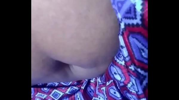 Pusar ranum tante Desi yang menggoda