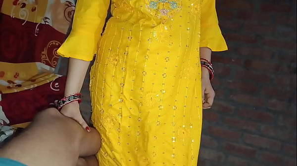 Desi Indian kakak tiri dan adik tiri bercinta panas sepanjang malam, adegan seks Hindi yang menggoda
