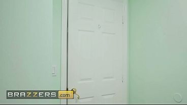 Keseruan Cory Chase di Brazzers: Nikmati Diskon dengan Kode XVPROMO