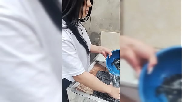 Menggoda Sepupu Tiri untuk Bersetubuh Denganku