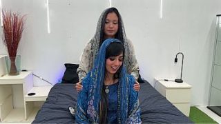 Goyangan Gila Dua Arab Montok dengan Payudara Besar dan Memek Ketat – Aaliyah Yasin dan Jade Presley