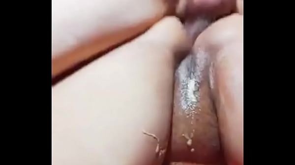 Tuntutan Istri Arab: Penetrasi Dalam dan Kontol Besar untuk Kenikmatan Penuh