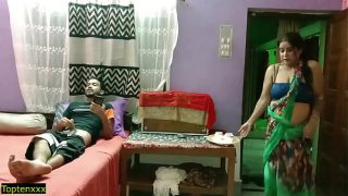 Gadis India panas bercinta dengan tante seksi, suara desahan seru terdengar jelas!