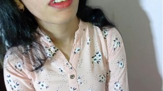 Gadis penyewa rumah menggoda tuan tanah, adegan panas full HD dengan audio desi menggairahkan