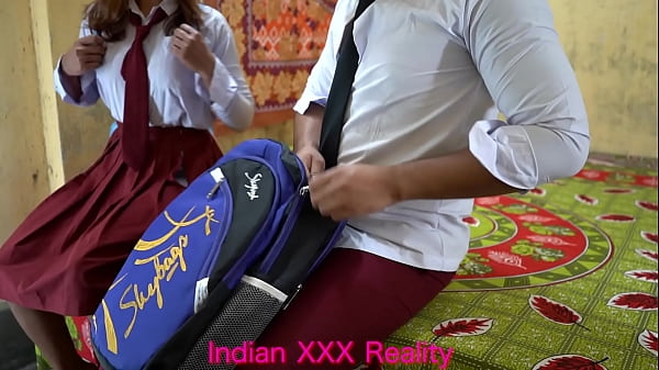 Pasangan India paling hot bercinta dengan suara seru bahasa Hindi