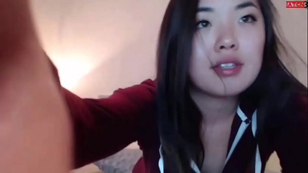 Kamera panas Jepang beraksi bertiga