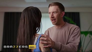 Mimpi Basah yang Menggoda dengan Ada Lapiedra di Brazzers, Gunakan Kode XVPROMO untuk Diskon Eksklusif