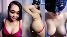Miss Jane Telanjang Melebarkan Kaki Memamerkan Bulu Kemaluan yang Tipis