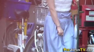 Jepang Nungging dengan Goyang Menggoda