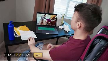 Jauh-Jauh dari Teman Sekamarku yang Gila Seks Jazz Si Kuda Jantan / Brazzers / Masukkan Kode XVPROMO di Situs Resmi untuk Diskon