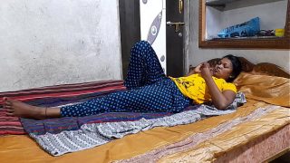 Pasangan Muda Tamil India 18 Tahun Bercinta dengan Guru Seksi Kurus yang Bergairah, Kasih Sayang Penuh untuk Pacar – Versi Lengkap Hindi