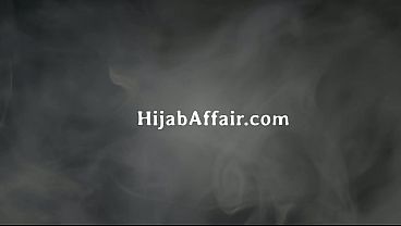 Ibu Tiri Berhijab Jadi Boneka Seks Pribadiku