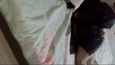 Suami Mesir dihinakan, istri genit digoyang teman suami di depan matanya