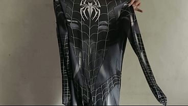 NGENTOT HABIS-HABISAN CEWEK COSPLAY SPIDERMAN HITAM SAMPAI MUNCRAK BERKALI-KALI – FILM PANAS INDONESIA PALAX