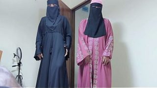 Desi bhabhi gairah dengan kontol besar yang panas membara