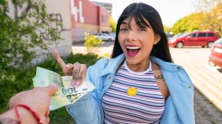 Agen Rahasia – Gadis Kolombia Cantik Digoda di Alam Terbuka