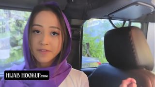 Alexia Anders, Gadis Muslim yang Nakal, Menyelinapkan Kekasihnya untuk Kenikmatan Terlarang dan Ketahuan Ayah