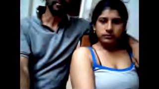 Pasangan Desi doyan bugil di depan kamera