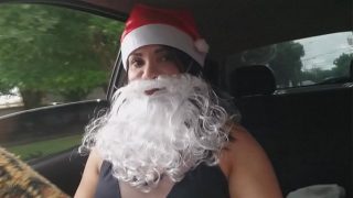 Bianca mau kasih hadiah ke santa, malah jatuh ke kontol kalkun natal.