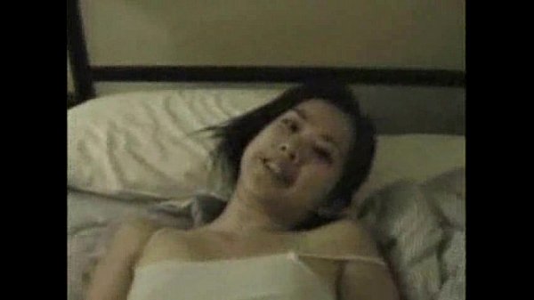 Pasangan Tiongkok Bercinta dengan Penuh Gairah