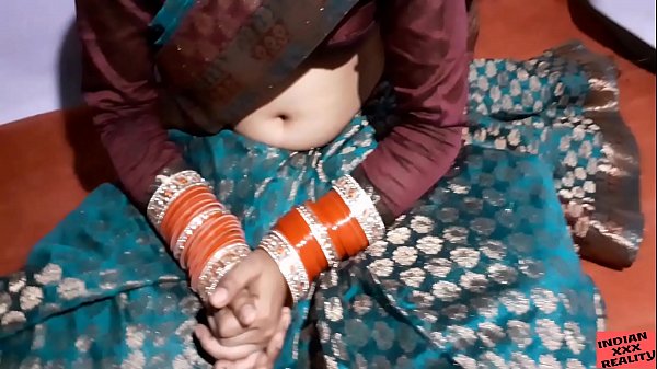 Ibu Tiri India Selatan dan Anak Tirinya Bercinta di Hari Ulang Tahun Pernikahannya Bagian 1