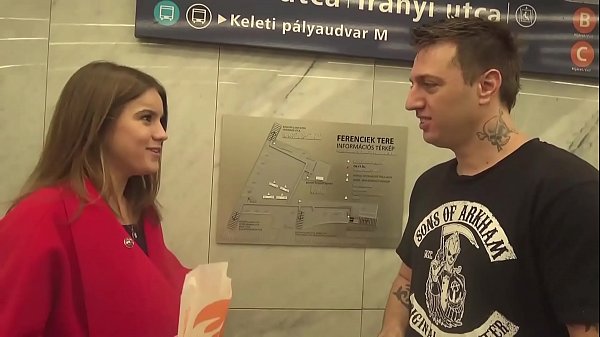 Gadis Muda Rusia Dapatkan AIR MANI di MEMEK SUBURnya dari BULE AMERIKA!